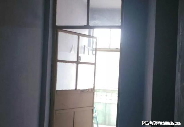 华芳小区A一楼带院 集体供暖 简装 带部分家具,紧邻华清园学 - 房屋出租 - 房屋租售 - 莱芜分类信息 - 莱芜28生活网 lw.28life.com