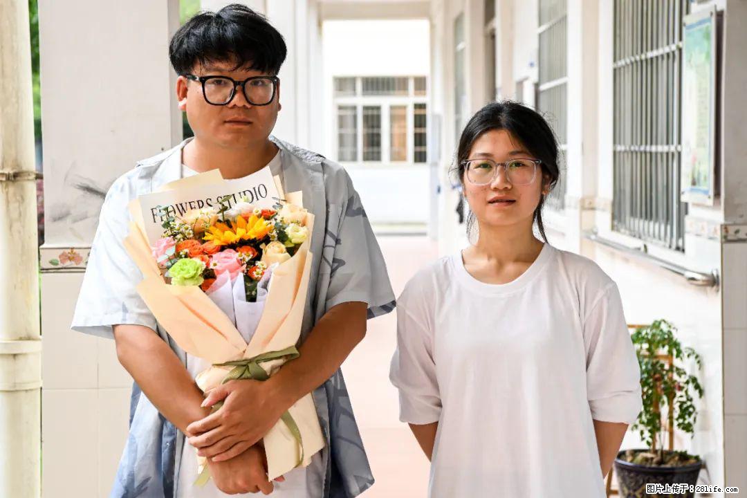 全网追的“扁担女孩”,找了一份暑假工,时薪12元 - 莱芜生活资讯 - 莱芜28生活网 lw.28life.com